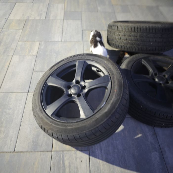 Jante VW Passat -R17 cu prindere  5x112 anvelope vara foarte bune 215/50/R17