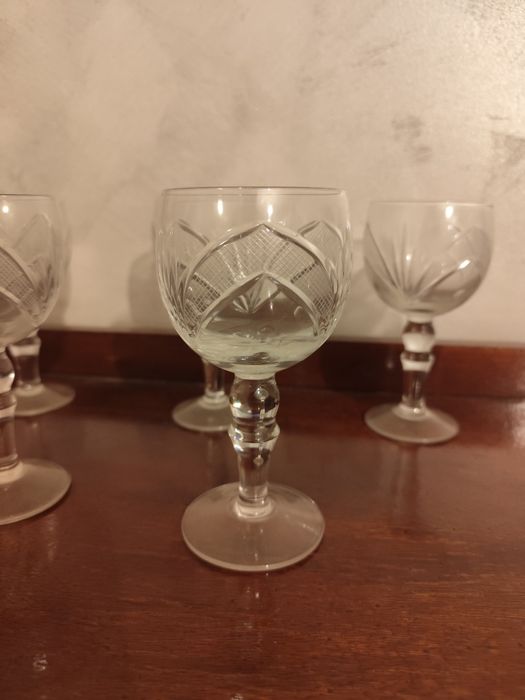 Кристален сервиз, оловен кристал