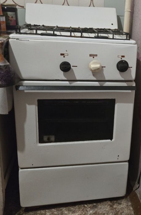 продам газ плиту