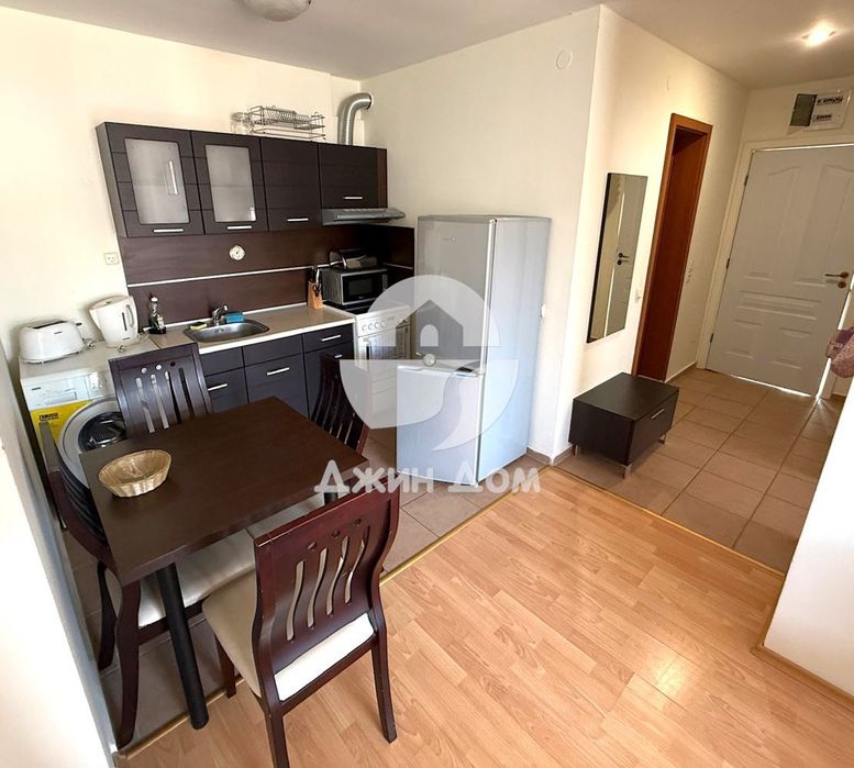 Продава се Двустаен апартамент в к.к. Слънчев бряг - 57 кв.м за 1141 €/кв.м - Снимка #1