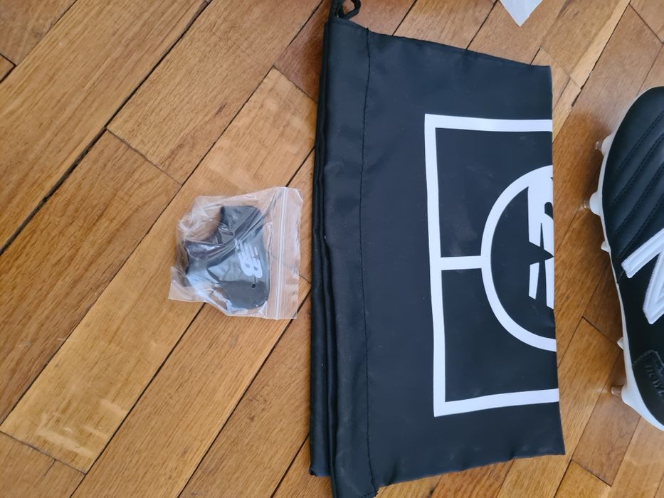 Професионални бутонки New Balance номер 40