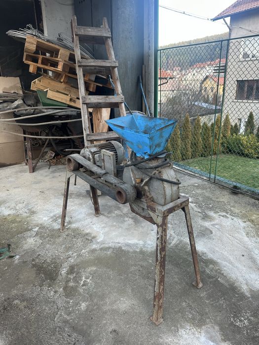 Ярномелка на трифазен