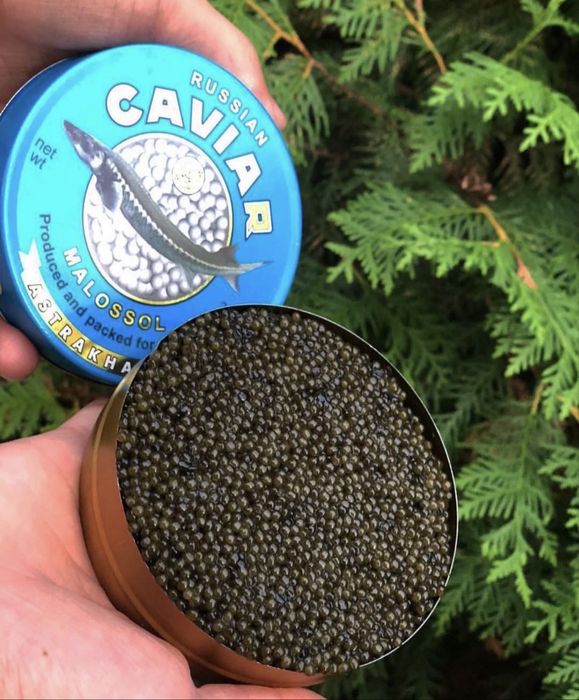 Черная икра , красная икра