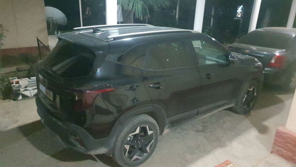 KIA Seltos 2023 йил срочна сотилади. Вариант бор.