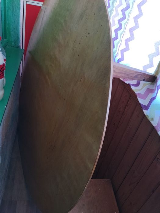 Продам круглый стол