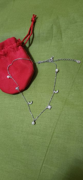 Серебряное шейное украшение