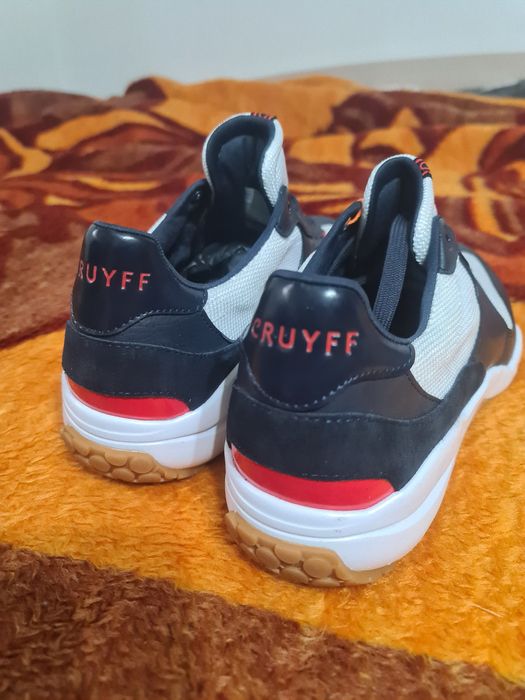 Маратонки Cruyff номер 42