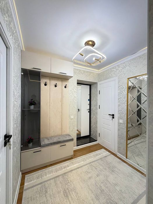 Чиланзар-1 кв  3-4/1/4. 72 м2 Срочно Продам квартиру срочно