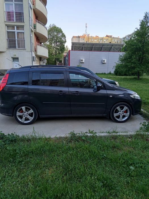 Продавам Мазда 5