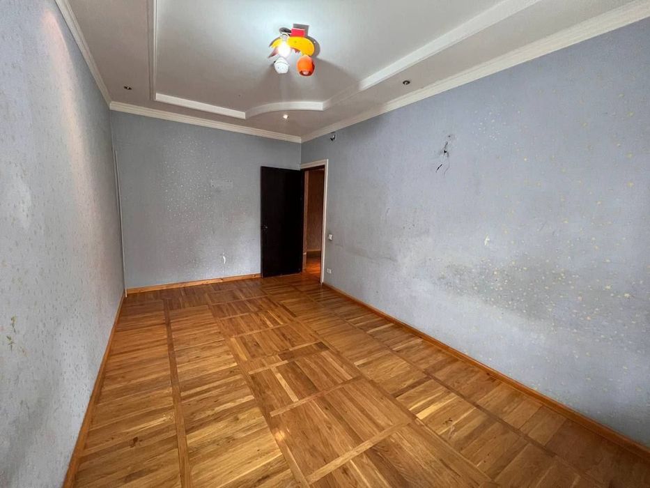 4 хонали Беруни Анкология Хувайдо махалла сотилади 135 квадр