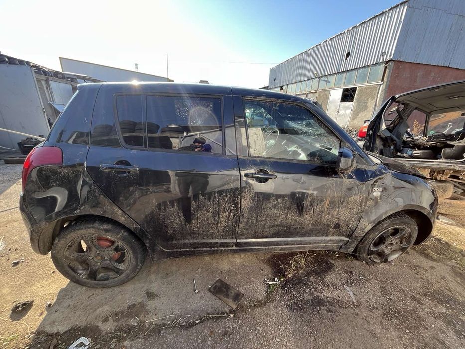 Suzuki Swift 1.3MTJ 2005г НА ЧАСТИ!!!