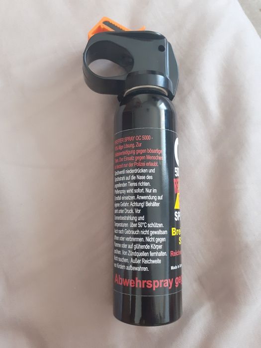 Spray anti urs și anti câini