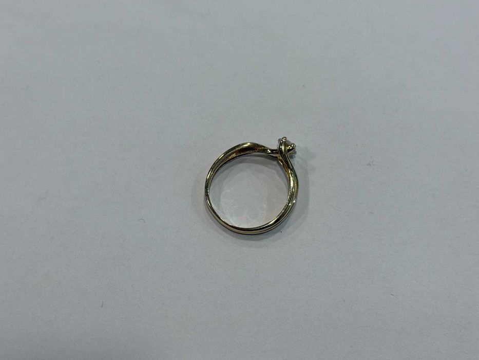 Златен дамски пръстен 14К – 1.96 г