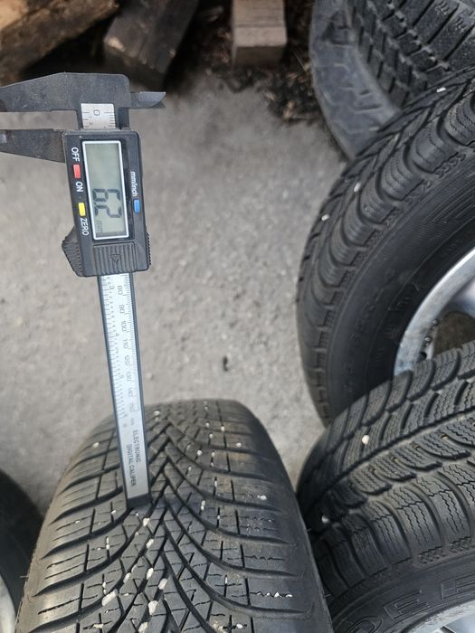 Продавам зимни гуми с джанти 175/65/14