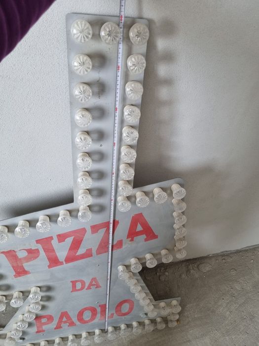 Reclama luminoasa de exterior