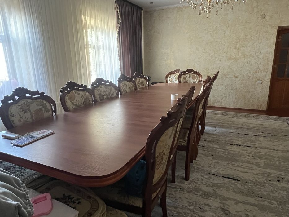 столы со стульями