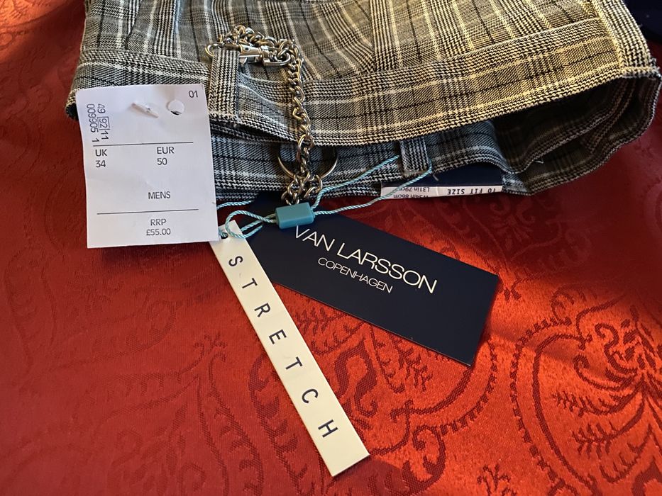 Pantaloni Van Larsson noi