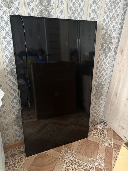 Телевизор  PHILIPS 55