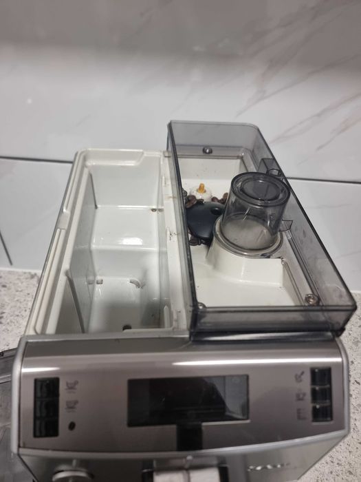 Espressor automat Saeco Lirika Plus