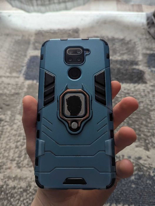 Xiaomi Redmi Note 9 (ecran spart, bun pentru piese sau reparație)