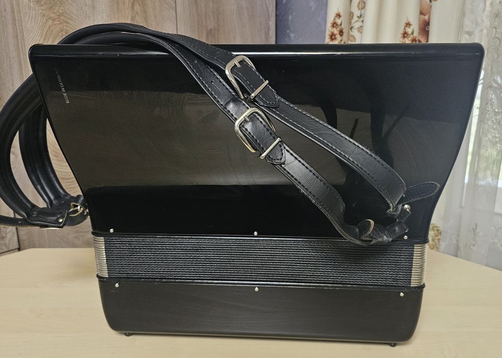 Hohner Favorit 4P 96 баса