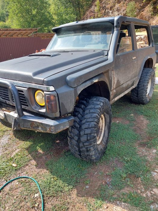 Vând nissan patrol y 60