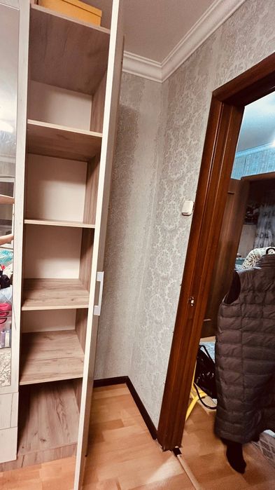 Продам комплект шкафов в спальню