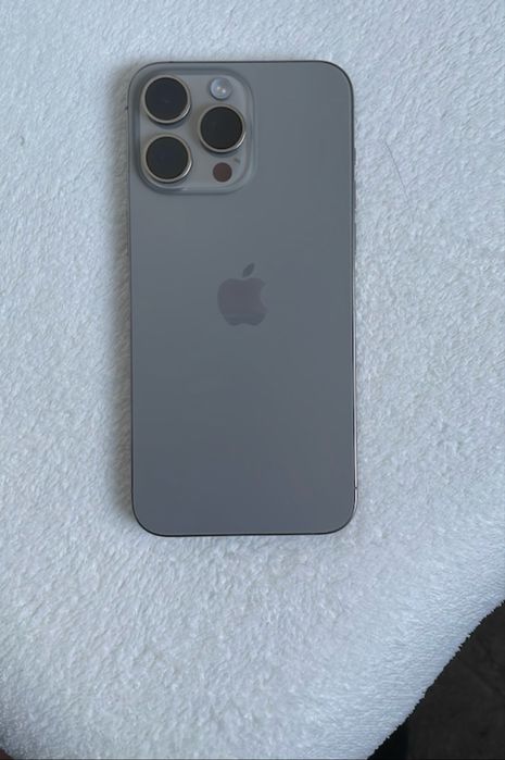 iphone 15 pro max gri