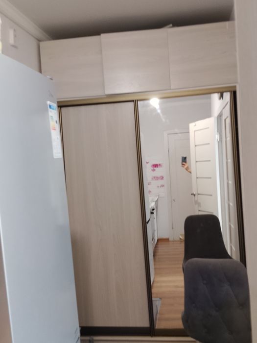 Продам шифоньер.