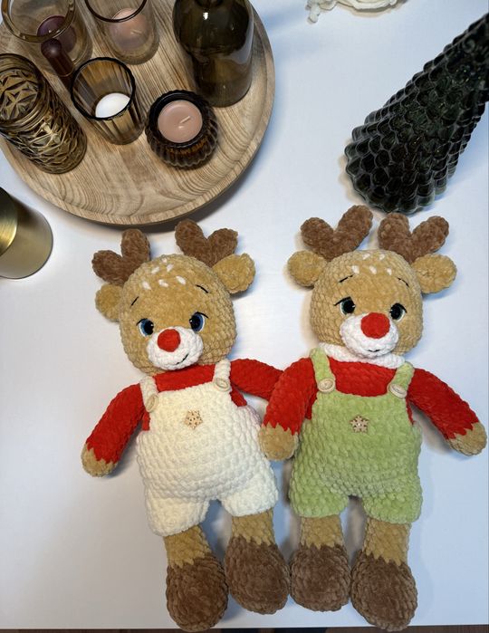 Ren de Craciun crosetat