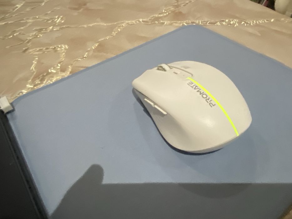 vând laptop asus