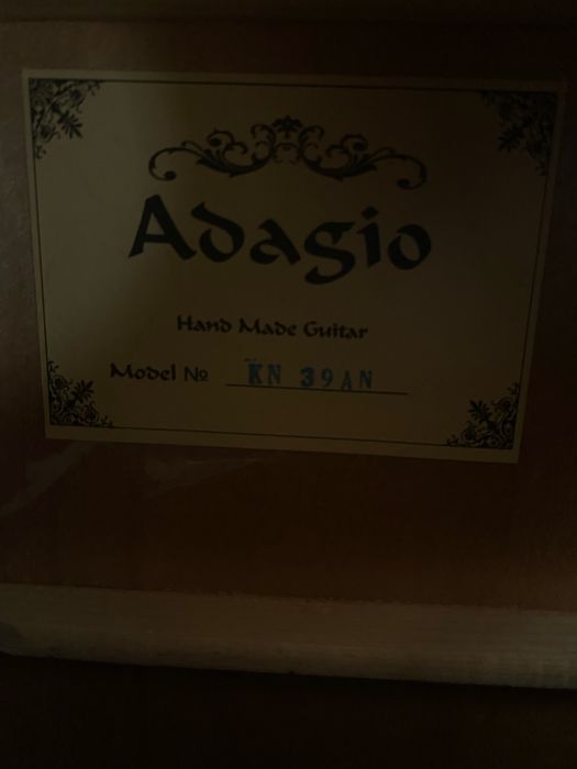 Гитара Адагио новая без повреждений