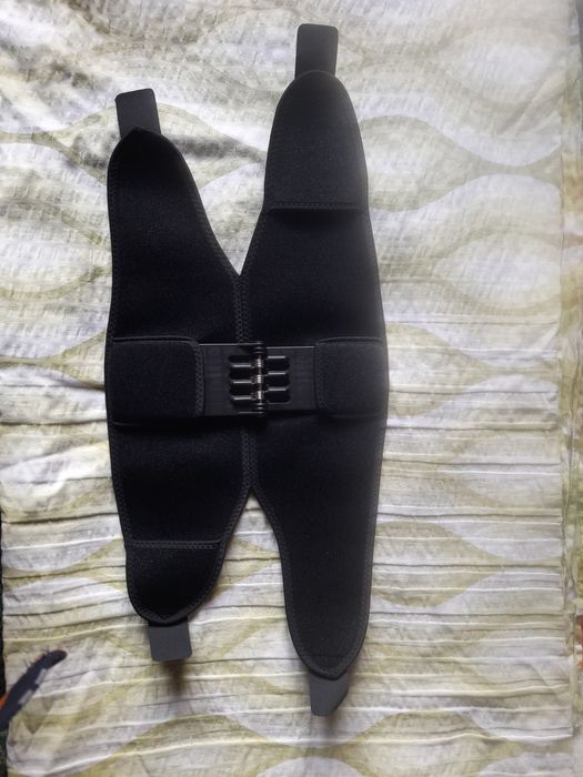 Suport stabilizator pentru genunchi