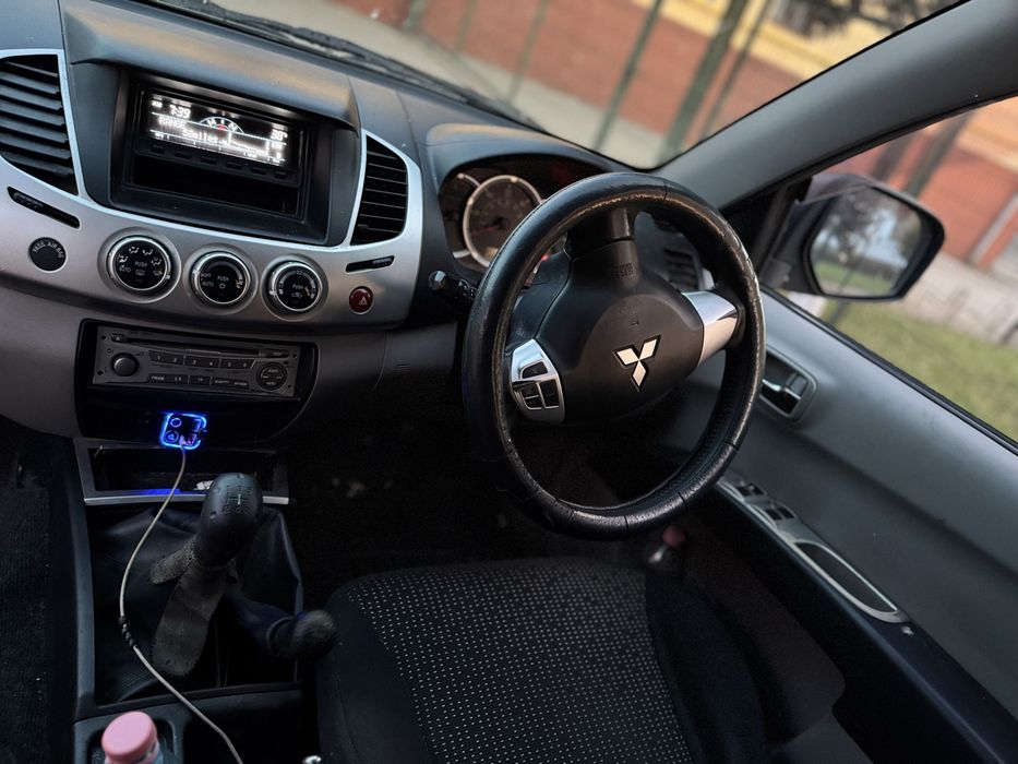 Mitsubishi l200 Warrior 2.5Di eu5