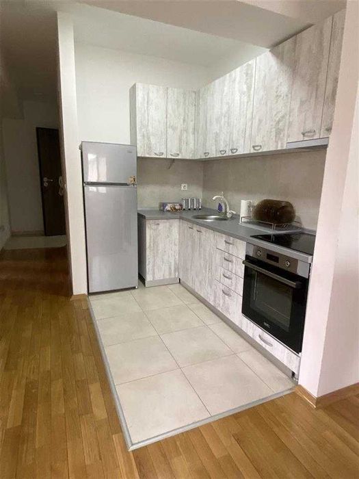 Тристаен имо тв кв.Лагера