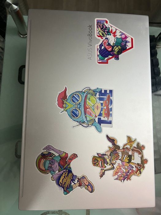 Ноутбук Asus   .