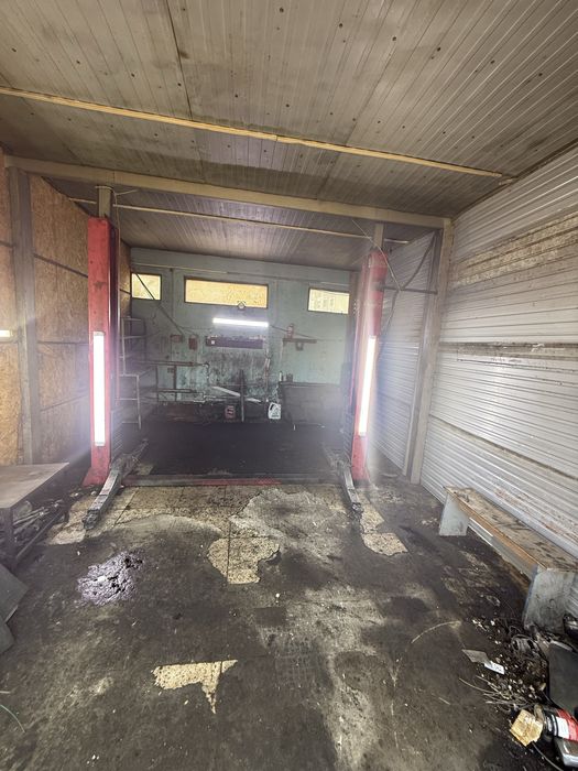 Сдам Бокс с подьемником