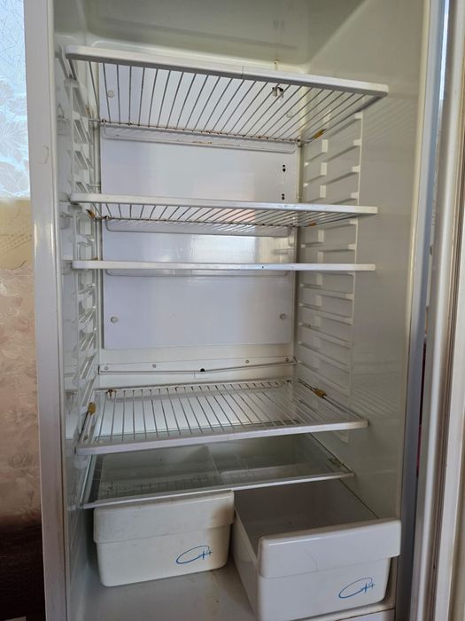 Продам холодильник б/у