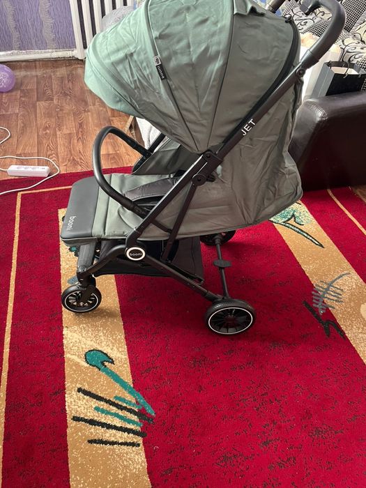 Продам прогулочную коляску!!