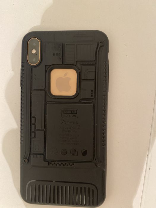 Продам iPhone Xs Max Gold