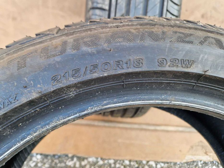 2 Bridgestone R18 215/50 Летни гуми  DOT1024