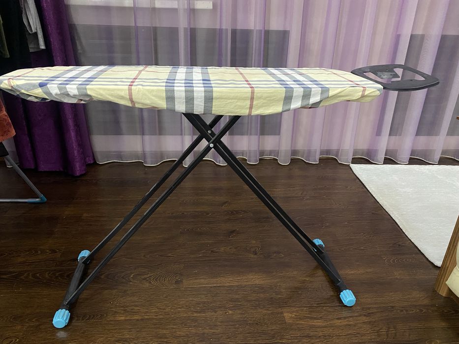 Продам гладильную доску советскую