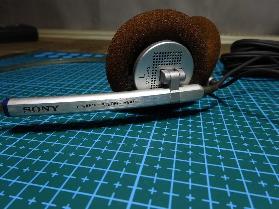 Casti audio walkman vintage Sony MDR-70