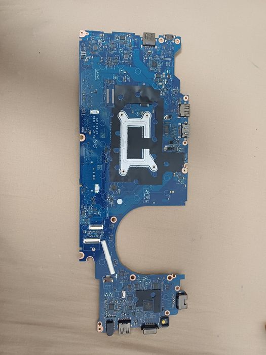 Placa de baza   pentru Dell Latitude 5490 I5 8250 DDR4 LA-F401P 
Perfe