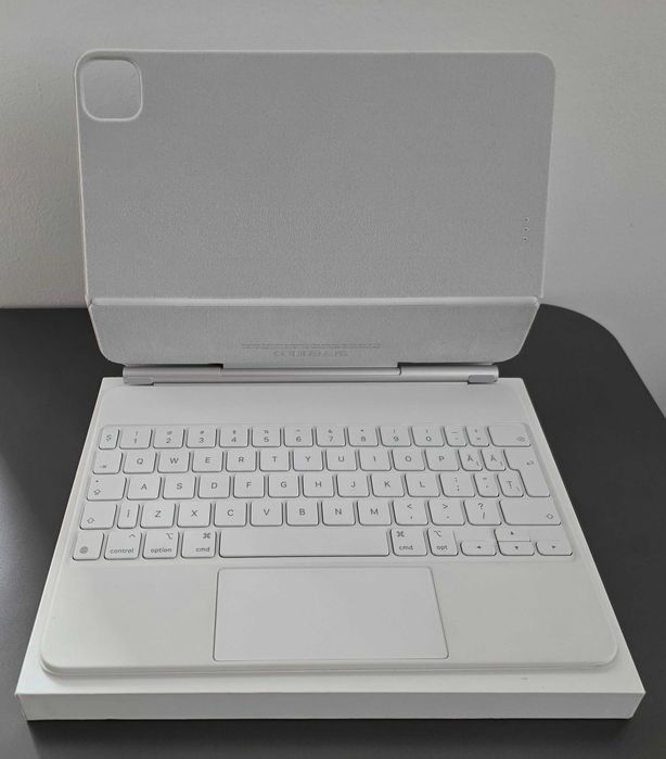 Apple Magic Keyboard iPad Pro 11 M1, M2 /Air 11, M2, M3, M4, White