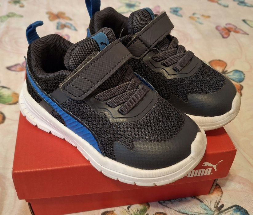 Adidași băiețel Puma 22 ..14 cm