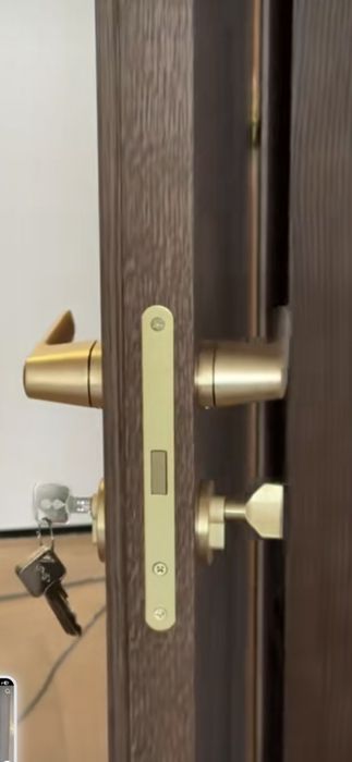 Установка межкомнатные двери