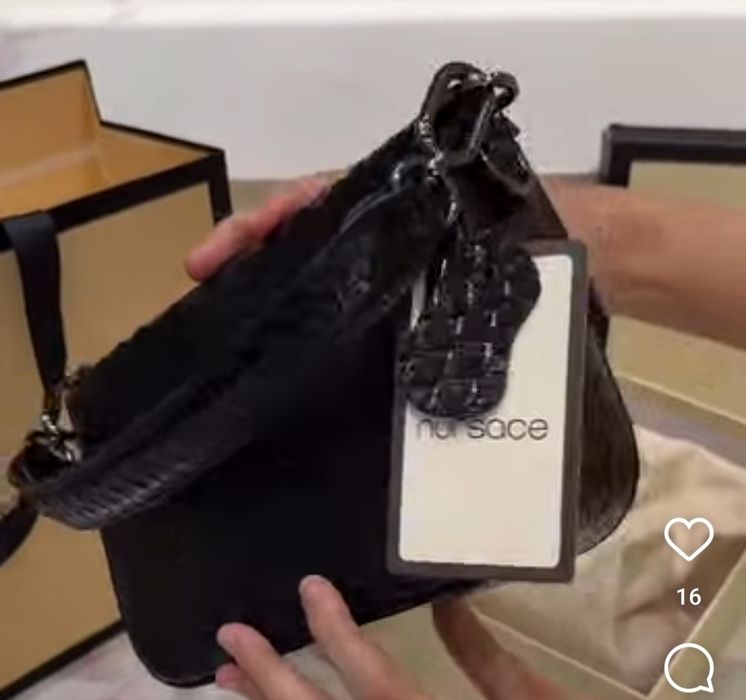 Сумка Nursace натуральная питон