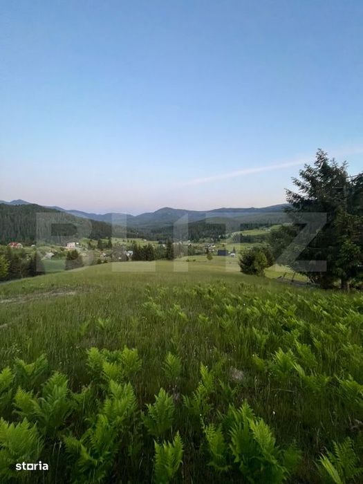 Teren intravilan, parcelabil de vanzare in Colibita – vedere panoram
