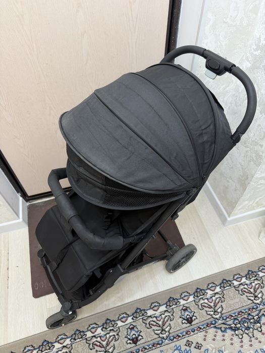 Продам прогулочную коляску COCOBABY